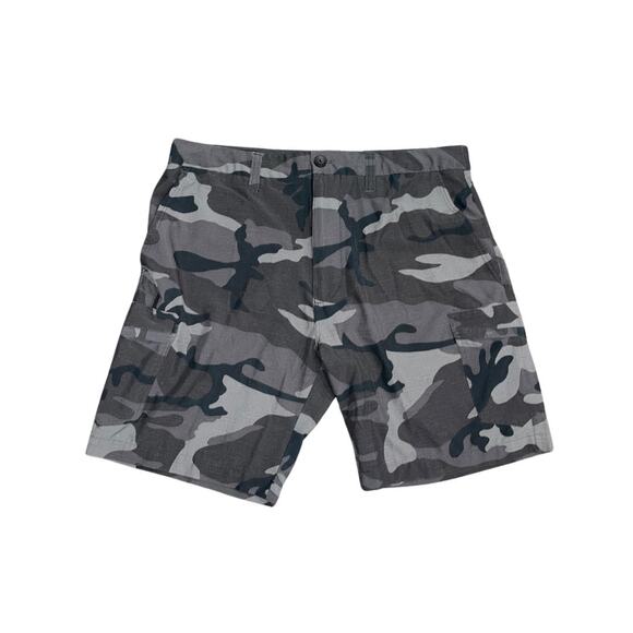 Champs CSG Men's Cargo Shorts Camouflage swim trunks drawstring Size 38 - Picture 1 of 3